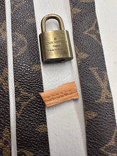 Load image into Gallery viewer, LV Hat Bands