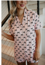 Load image into Gallery viewer, '25 DECEMBER Prize Patrol