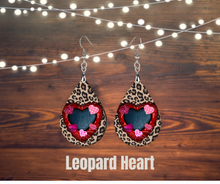 Load image into Gallery viewer, Earrings, Wood teardrops