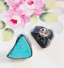 Load image into Gallery viewer, Turquoise Color Soldered Hat Pin  small Hat Bar Western
