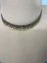 Load and play video in Gallery viewer, Diamondback Rattlesnake Skin Hat Band
